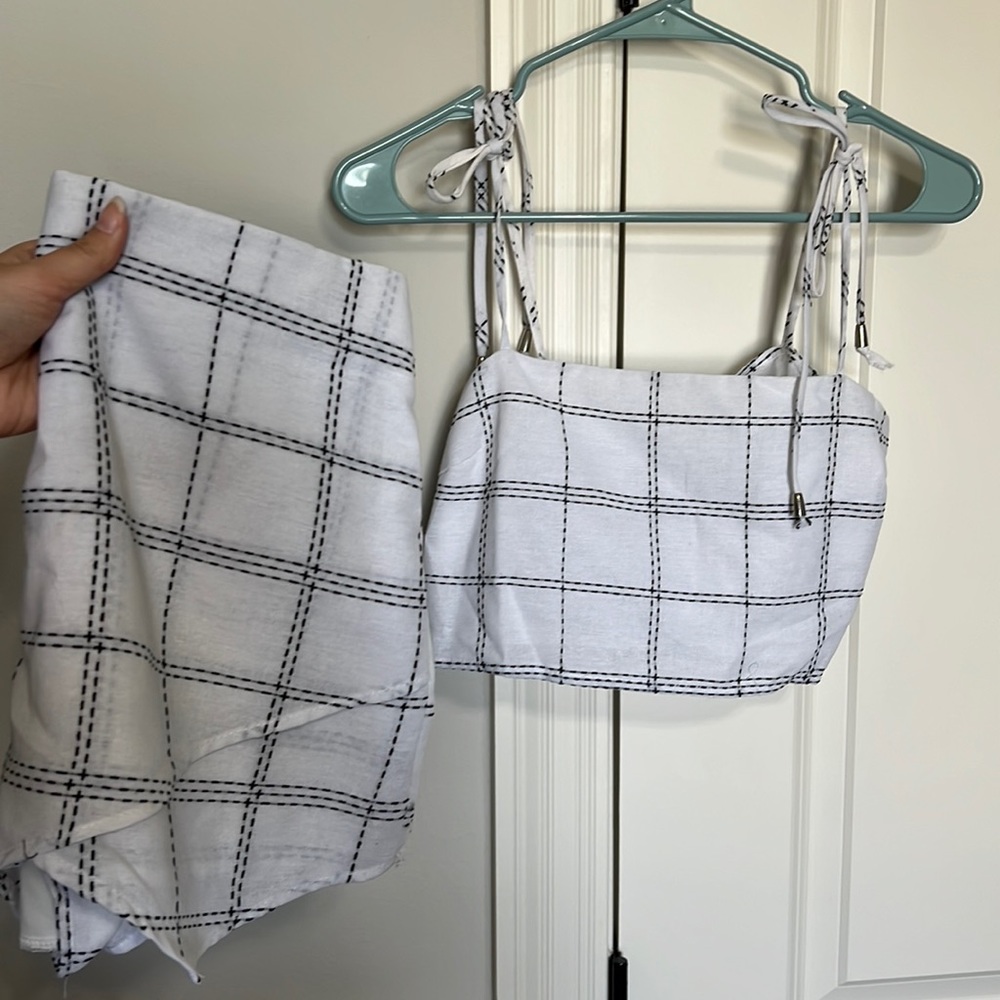 Cute matching 2 piece set! Blue blush brand. New with tags!
